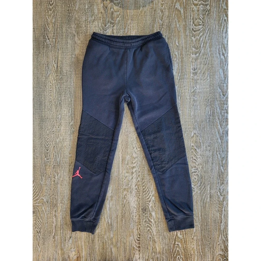 Jordan Brand Mens Fleece Joggers Black Utility Cargo Sweatpants Jumpman Graphic